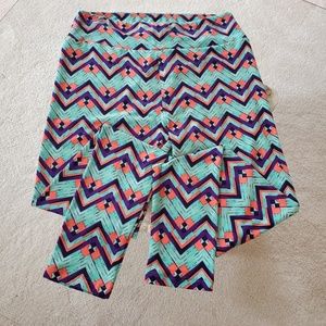 Tall and Curvey LuLaRoe Leggings size 12-18